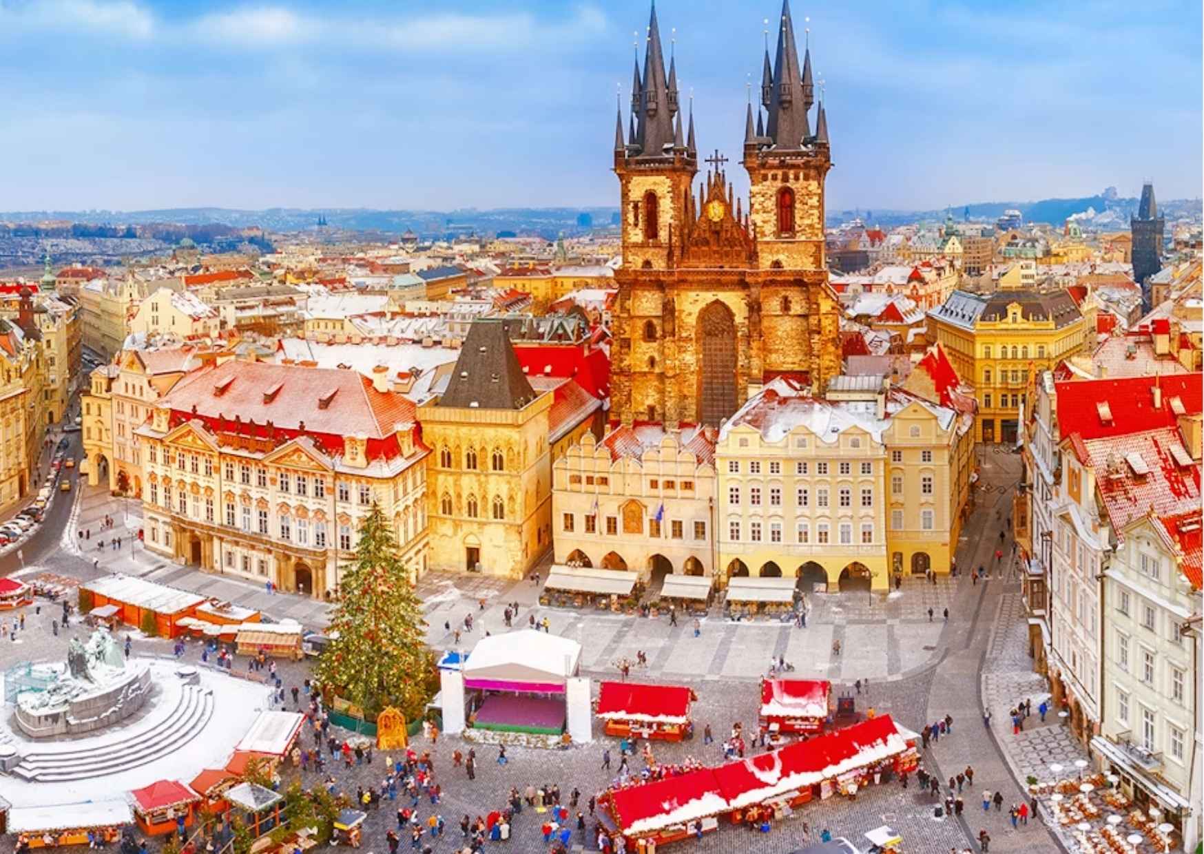 Luci del Natale a Praga e crociera romantica sulla Moldava